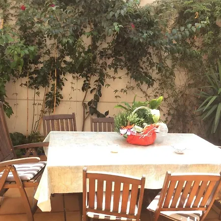 Hostel Coroleu House Barcelona