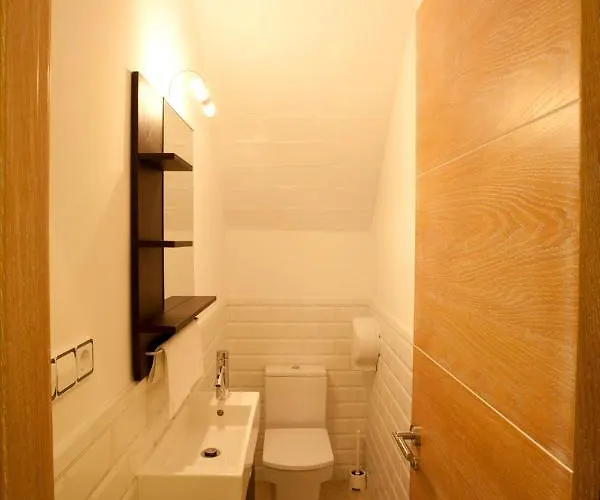 Hostel Coroleu House