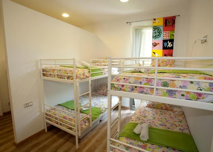 Coroleu House Hostel